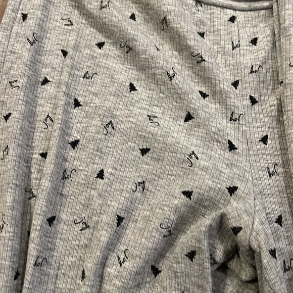 Gap pjs - Picture 3 of 3